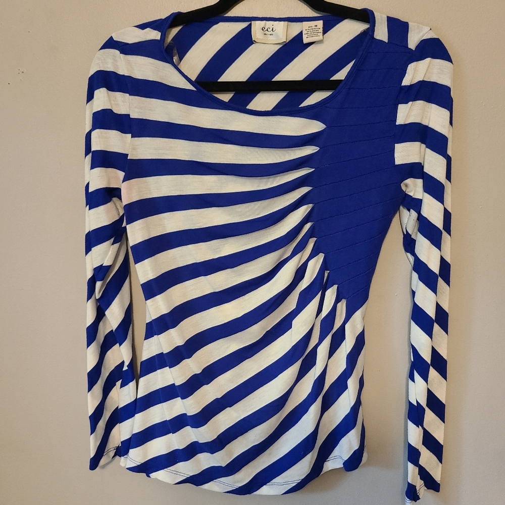 ECI long sleeve top M